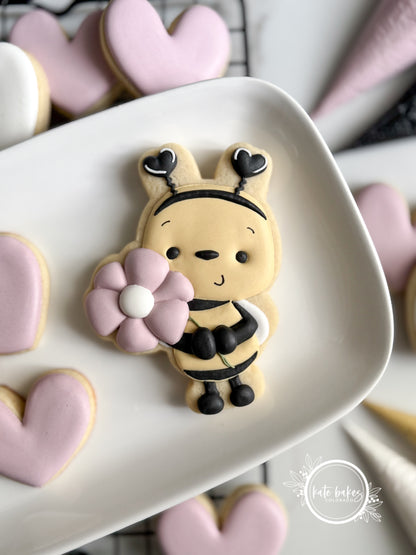 Bee with Flowers No.2 Cookie Cutter