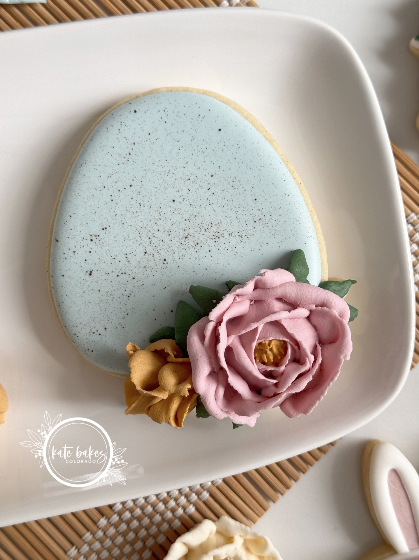 Cortador de galletas de huevo de Pascua floral