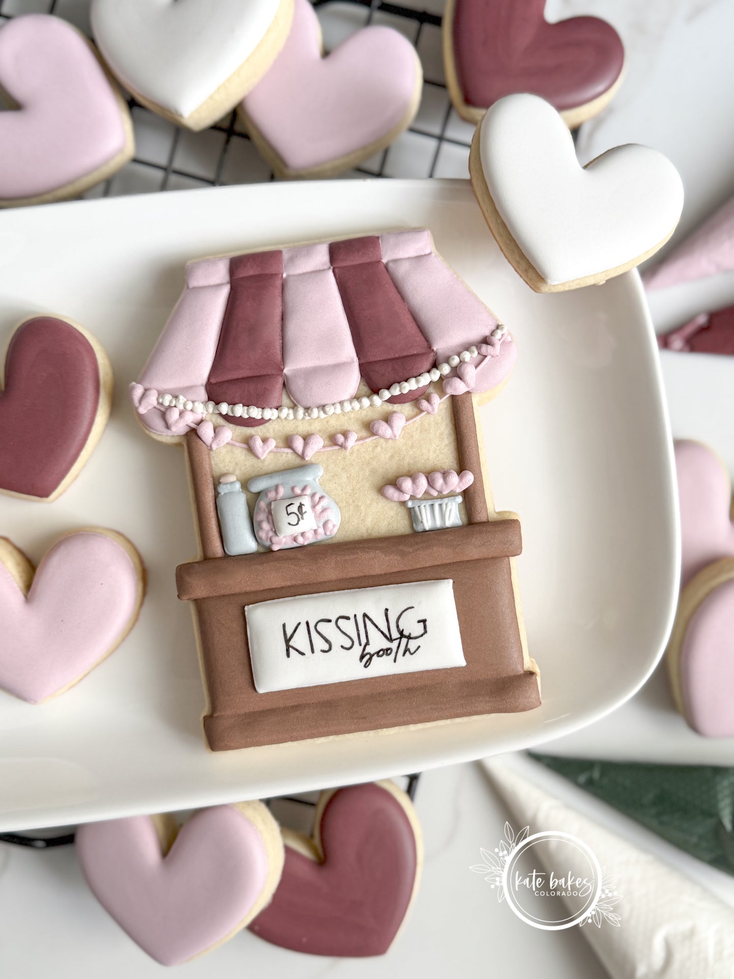 Kissing Booth Cookie Cutter